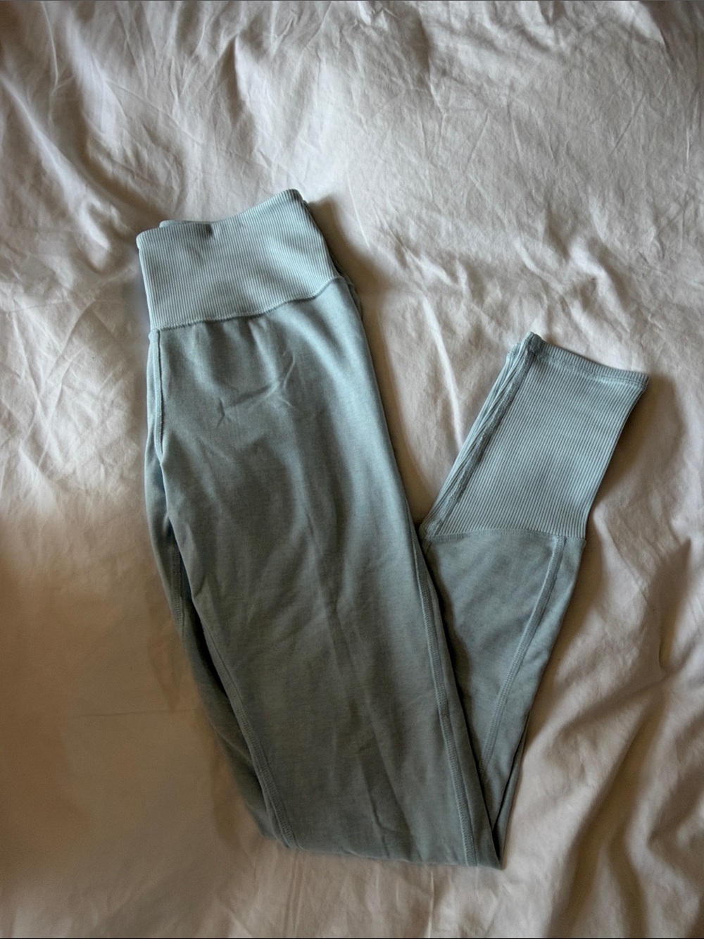 High-Waist Ribbed Cuff Leggings in Sage Green
